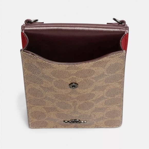 Coach Snap Phone Crossbody In Signature Canvas - Picture 4 of 12